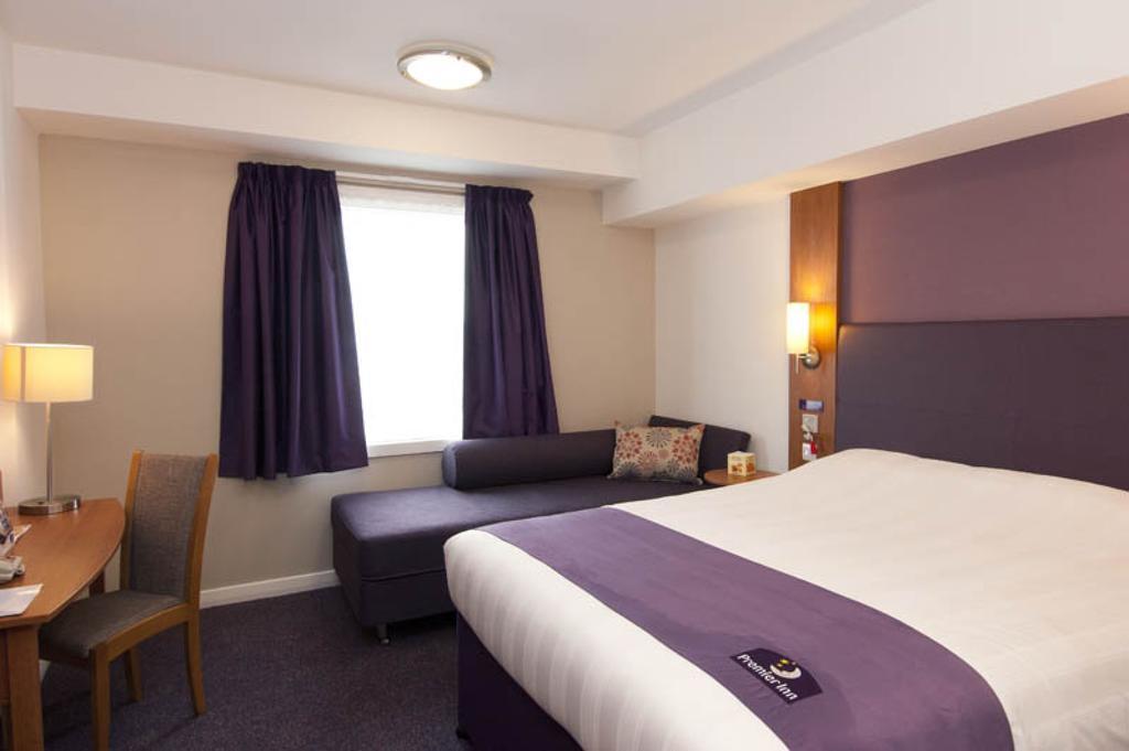 Premier Inn Edinburgh Central Kültér fotó